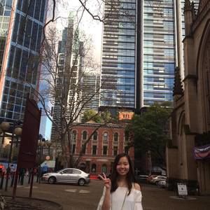 Meet your Posher, Vy